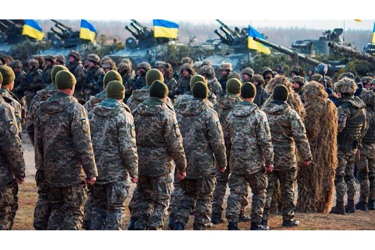 Мобілізовані, які не мають досвіду військової служби, обов'язково проходитимуть курс базової військової підготовки терміном не менше місяця Мобілізовані, які не мають досвіду військової служби, обов'язково проходитимуть курс базової військової підготовки терміном не менше місяця