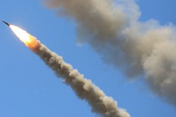 Кривий Ріг. Під час ранкового обстрілу дві ракети збили ППО Кривий Ріг. Під час ранкового обстрілу дві ракети збили ППО