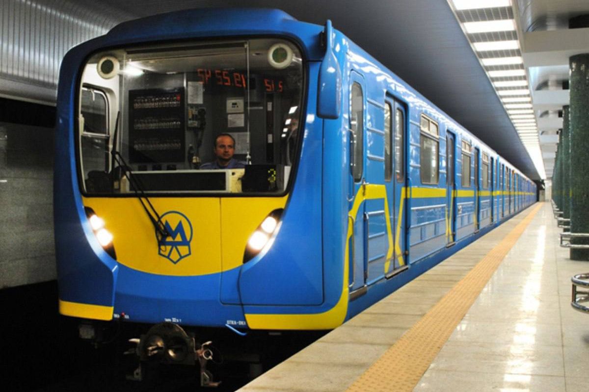 У київському метро з 1 листопада збільшиться інтервал руху поїздів У київському метро з 1 листопада збільшиться інтервал руху поїздів