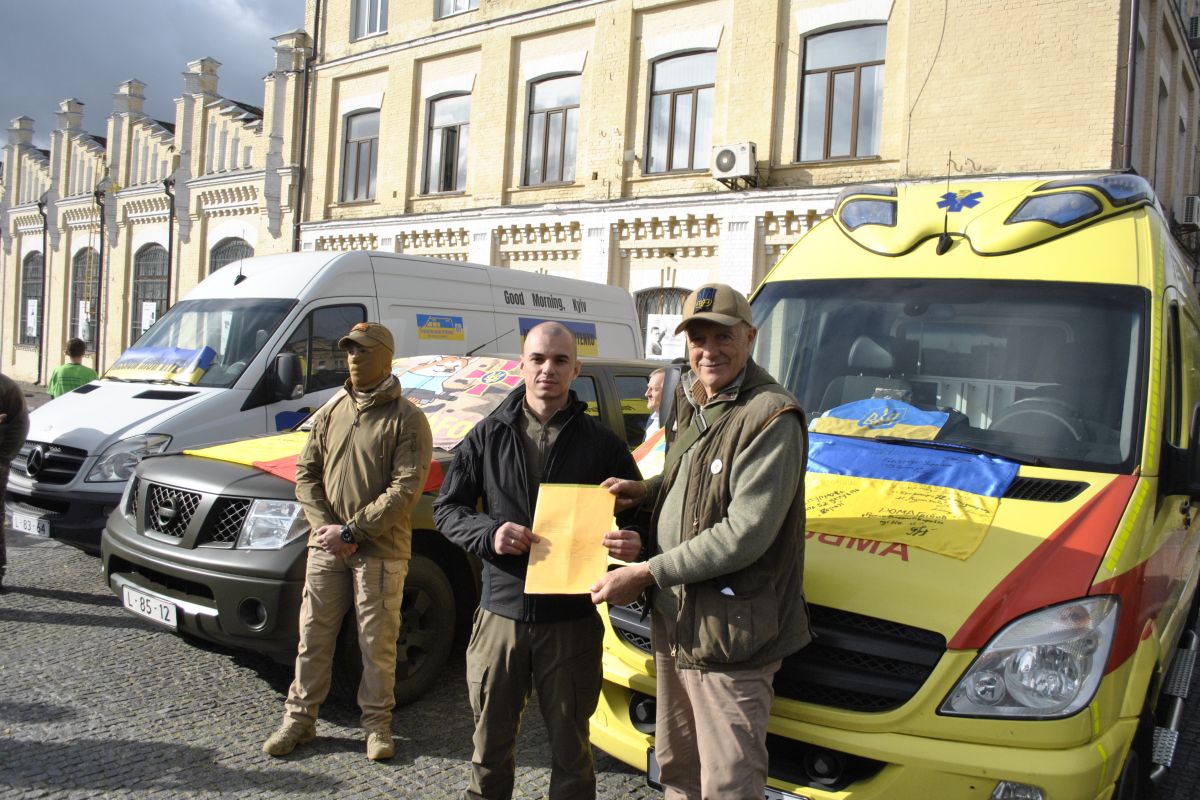 П’ять медичних спецавтомобілів «швидкої допомоги» передано ЗСУ – черговий захід в межах соціального проекту «Українська місія Ігоря Вітенька»