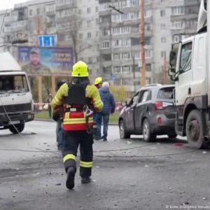 РФ завдала удару по Сумах, поціливши у багатоповерхівку РФ завдала удару по Сумах, поціливши у багатоповерхівку