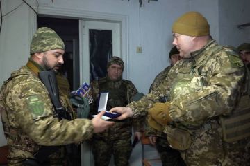 Генерал Сергій НАЄВ привітав військових із прийдешнім Новим роком Генерал Сергій НАЄВ привітав військових із прийдешнім Новим роком