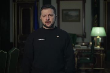 Звернення Володимира Зеленського наприкінці 371-го дня війни Звернення Володимира Зеленського наприкінці 371-го дня війни