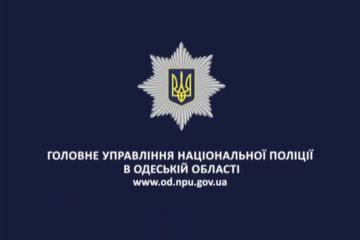 На охорону публічної безпеки в курортній зоні Одеси заступили посилені групи правоохоронців. На охорону публічної безпеки в курортній зоні Одеси заступили посилені групи правоохоронців.