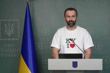 Брифінг Сергія Лещенка, радника керівника Офісу Президента Брифінг Сергія Лещенка, радника керівника Офісу Президента