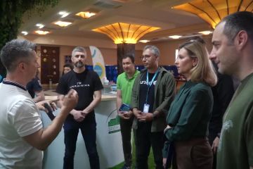 Олена Зеленська відвідала відкриття найбільшої дитячої зони на вокзалі у Києві Олена Зеленська відвідала відкриття найбільшої дитячої зони на вокзалі у Києві