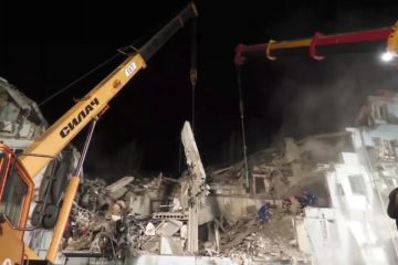 У Запоріжжі і досі триває рятувальна операція У Запоріжжі і досі триває рятувальна операція