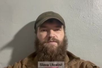 Російське вторгнення в Україну : Внаслідок нічного штурму ”Азовсталі” поранення отримали близько 10 цивільних.  Російське вторгнення в Україну : Внаслідок нічного штурму ”Азовсталі” поранення отримали близько 10 цивільних.