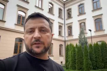 Звернення Володимира Зеленського наприкінці 522-го дня війни Звернення Володимира Зеленського наприкінці 522-го дня війни