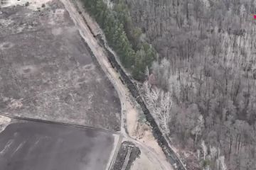 Російське вторгнення в Україну : Ми кровʼю пишемо нашу історію. Боремося за кожний населений пункт, кожний сантиметр української землі.  Російське вторгнення в Україну : Ми кровʼю пишемо нашу історію. Боремося за кожний населений пункт, кожний сантиметр української землі.