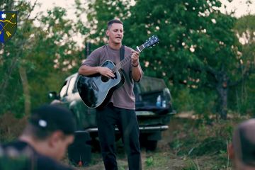 Музика, що підтримує серця воїнів - гурт «Kolaba» в 23  ОМБр Музика, що підтримує серця воїнів - гурт «Kolaba» в 23  ОМБр