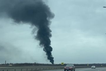 Наслідки обстрілу аеропорту «Вінниця». Наслідки обстрілу аеропорту «Вінниця».