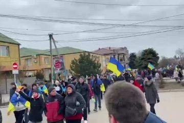 Генічеськ теж послав окупантів у напрямку корабля! Генічеськ теж послав окупантів у напрямку корабля!