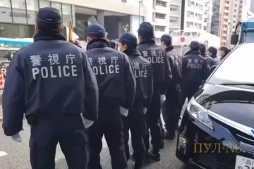 У Токіо проходить мітинг із вимогою до росії повернути японські острови біля берегів Хоккайдо У Токіо проходить мітинг із вимогою до росії повернути японські острови біля берегів Хоккайдо