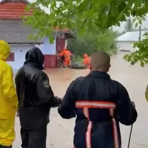 ​Прикарпаття затопило: людей евакуюють