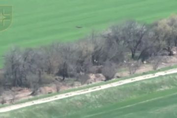 Російське вторгнення в Україну : А ось так працює по окупанту 28 окрема механізована бригада імені Лицарів Зимового Походу. Російське вторгнення в Україну : А ось так працює по окупанту 28 окрема механізована бригада імені Лицарів Зимового Походу.