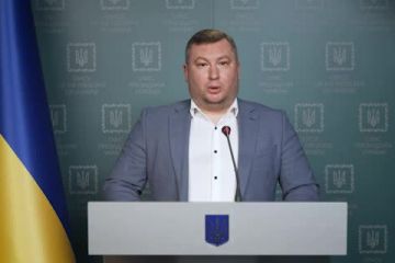 Російське вторгнення в Україну : Сьогодні путінський режим жахає весь світ подібністю до гітлерівського Російське вторгнення в Україну : Сьогодні путінський режим жахає весь світ подібністю до гітлерівського
