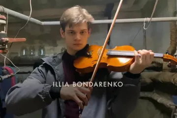 ​? 94 скрипалі зі всього світу зіграли "Вербову дощечку" на підтримку України