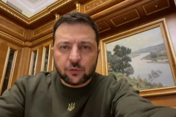 ​Подробиці розмови Зеленського і Байдена повідомив президент України у новому короткому відео