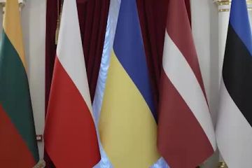 Російське вторгнення в Україну : Вітаю в Києві президентів Польщі Анджея Дуду, Литви Гітанаса Наусєду, Латвії Егілса Левітса та Естонії Алара Каріса! Російське вторгнення в Україну : Вітаю в Києві президентів Польщі Анджея Дуду, Литви Гітанаса Наусєду, Латвії Егілса Левітса та Естонії Алара Каріса!