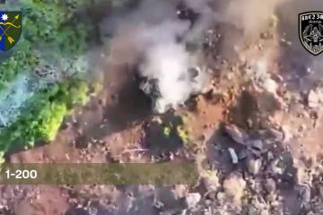 Пілоти БпЛА батальйону «Жнець» 23 ОМБр зупиняють того, хто стріляє, а не тільки те, чим він стріляє. Пілоти БпЛА батальйону «Жнець» 23 ОМБр зупиняють того, хто стріляє, а не тільки те, чим він стріляє.