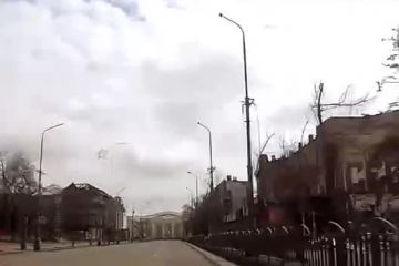 Так виглядає Маріуполь сьогодні. Від центру до Лівобережжя. Руїна, руїна, руїна…  Так виглядає Маріуполь сьогодні. Від центру до Лівобережжя. Руїна, руїна, руїна…