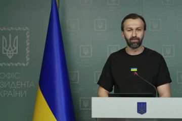 Брифінг Сергія Лещенка – радника керівника Офісу Президента Брифінг Сергія Лещенка – радника керівника Офісу Президента