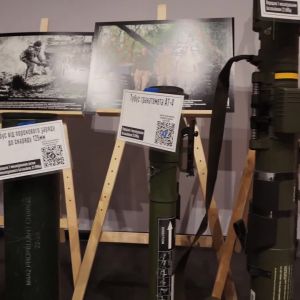 У Дніпрі діє виставка до Дня танкових військ ЗСУ  У Дніпрі діє виставка до Дня танкових військ ЗСУ
