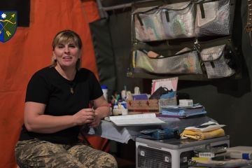 Галина Васильченко - начальниця медпункту механізованого батальйону 23 ОМБр Галина Васильченко - начальниця медпункту механізованого батальйону 23 ОМБр