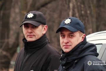 Нічна їзда та мокрий асфальт: поліція Донеччини нагадує про заходи безпеки на дорозі Нічна їзда та мокрий асфальт: поліція Донеччини нагадує про заходи безпеки на дорозі