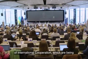 Звернення Володимира Зеленського до Комітету регіонів Європейського Союзу Звернення Володимира Зеленського до Комітету регіонів Європейського Союзу