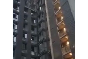 росіяни вдарили по багатоповерхівці в Дніпрі росіяни вдарили по багатоповерхівці в Дніпрі