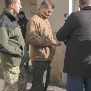 Черговий напад у Львові на громадських активістів (відео). Черговий напад у Львові на громадських активістів (відео).