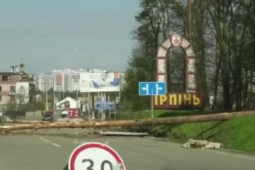 Російське вторгнення в Україну : Відтепер Ірпінь поєднаний з водопровідною системою Києва і вода у місто постачатиметься зі столичних водопровідних станцій. Російське вторгнення в Україну : Відтепер Ірпінь поєднаний з водопровідною системою Києва і вода у місто постачатиметься зі столичних водопровідних станцій.