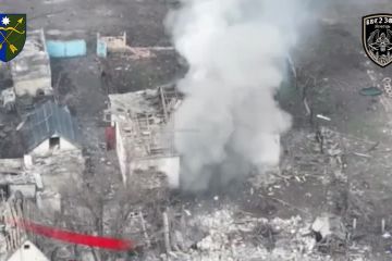 Пілоти батальйону «Жнець» 23 ОМБр викурюють окупантів, мов паразитів Пілоти батальйону «Жнець» 23 ОМБр викурюють окупантів, мов паразитів