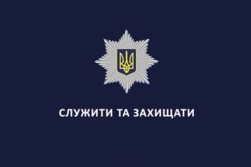В Мукачеві чоловік та жінка крали квіти з могил військовослужбовців й продавали їх на ринку В Мукачеві чоловік та жінка крали квіти з могил військовослужбовців й продавали їх на ринку